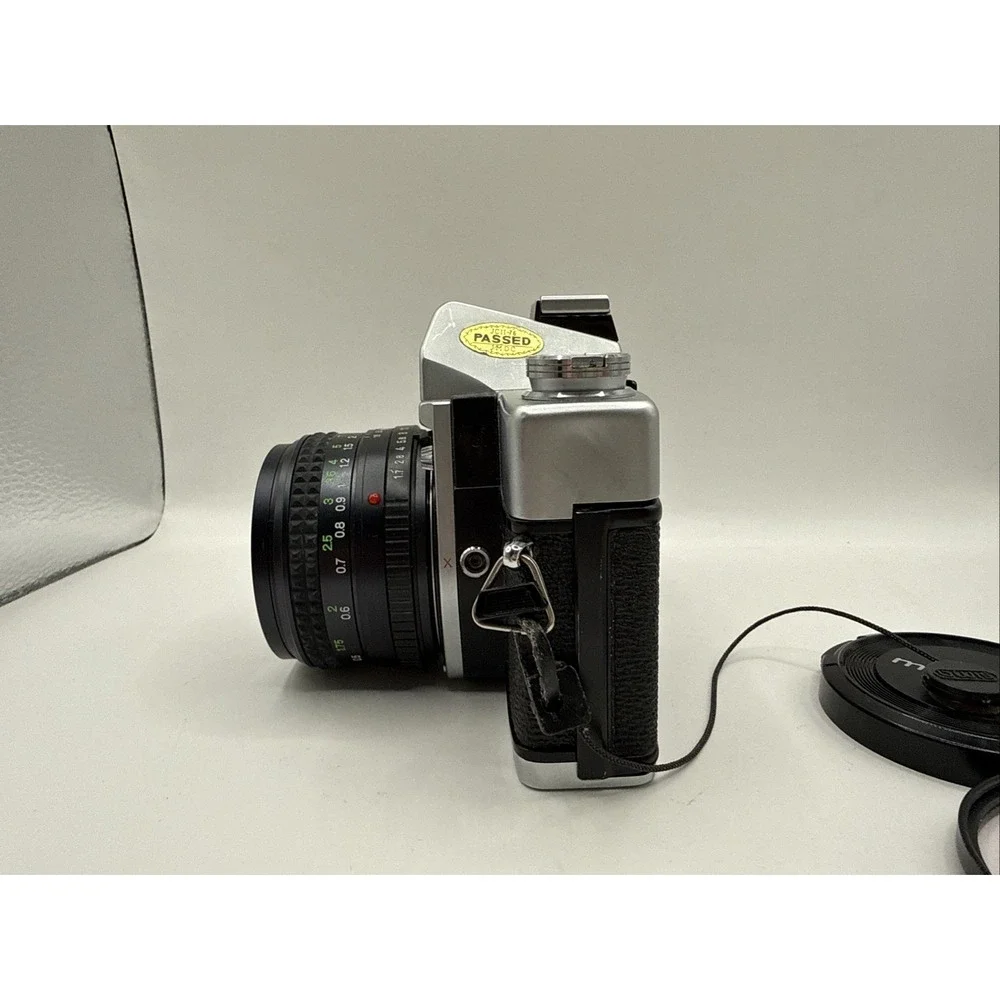 Minolta SRT 201 35mm Film Camera & 50mm f1.7 Rokkor X Lens Partially Tested